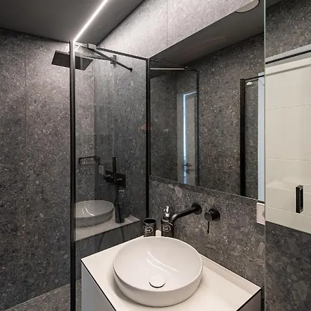 Luxury 2 Bd With Terrace By Hostlovers Apartment Kaunas