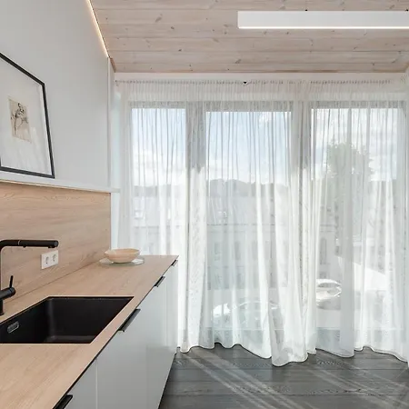 Apartment Luxury 2 Bd With Terrace By Hostlovers