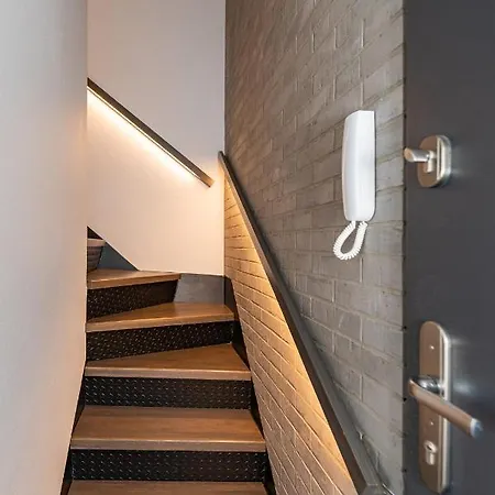 Luxury 2 Bd With Terrace By Hostlovers